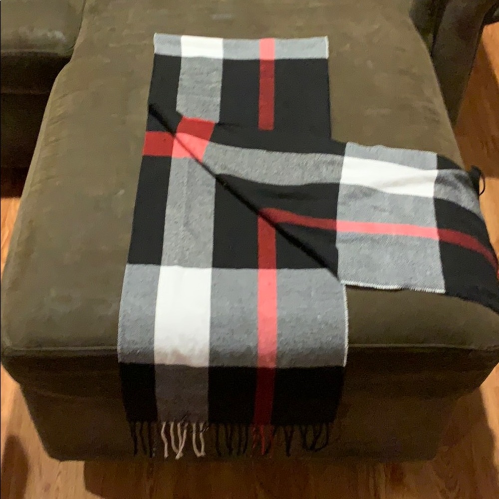 Black red and grey scarf